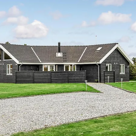 Four-bedroom In Skjern Feriehus Skjern