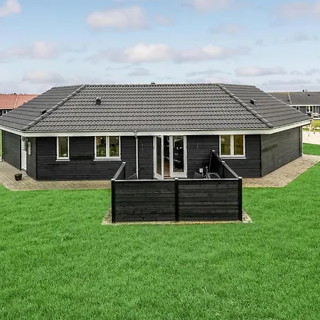 Feriehus Four-bedroom In Skjern Skjern