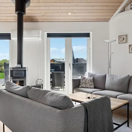 5 Bedroom Gorgeous Home In Skjern * 斯凯恩