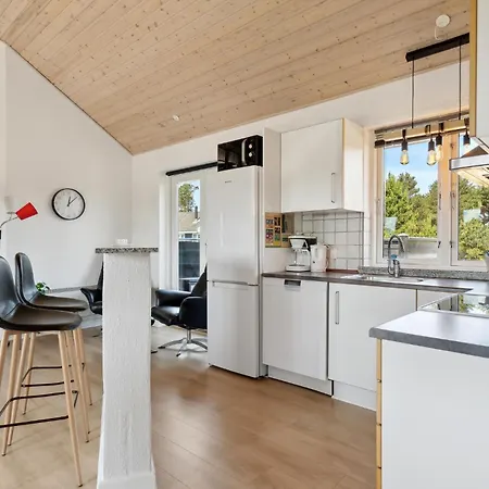 5 Bedroom Gorgeous Home In Skjern * 斯凯恩